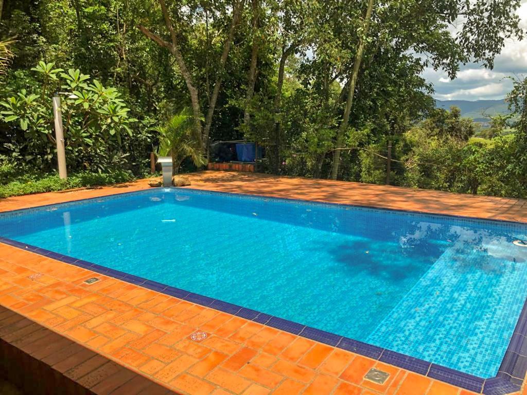 Casa De Campo Araxa Na Montanha Com Piscina Piracaia Exterior photo