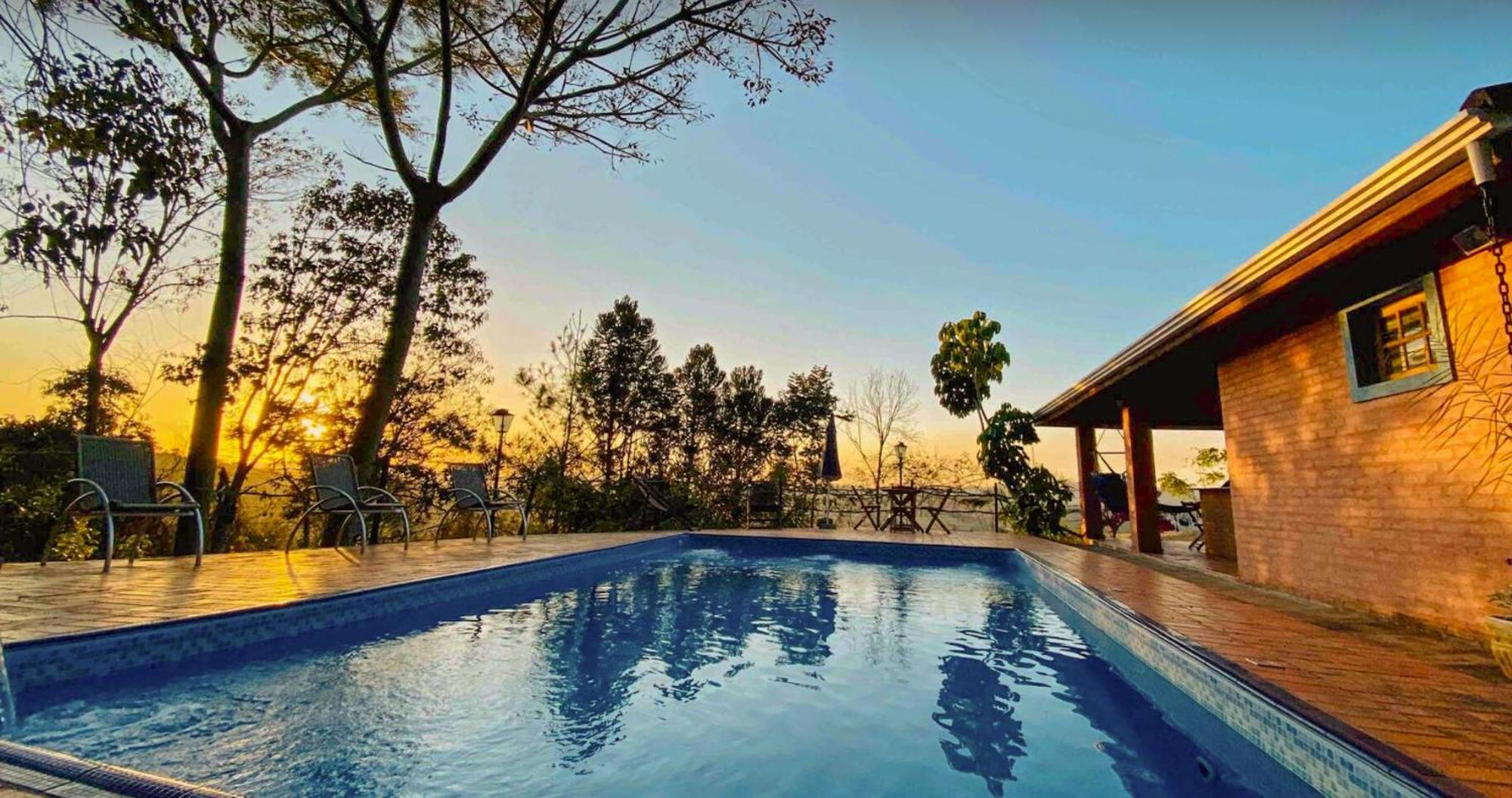 Casa De Campo Araxa Na Montanha Com Piscina Piracaia Exterior photo